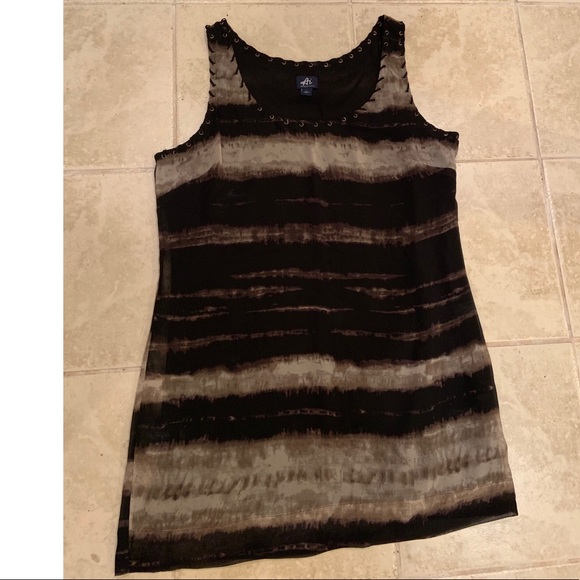 authentic icon Dresses & Skirts - Authentic Chain Icon Sheath Dress Size Large authentic icon Dresses & Skirts - Authentic Chain Icon Sheath Dress Size Large